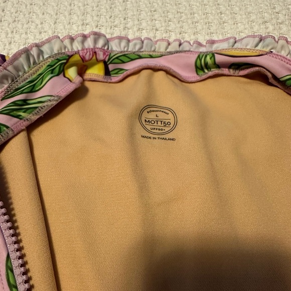 Mott 50 one piece swimsuit - Picture 2 of 3